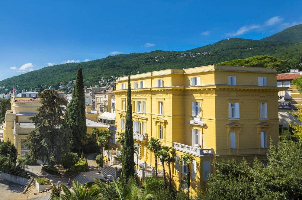 Villa Amalia - Liburnia (Adults Only) Opatija Exterior photo