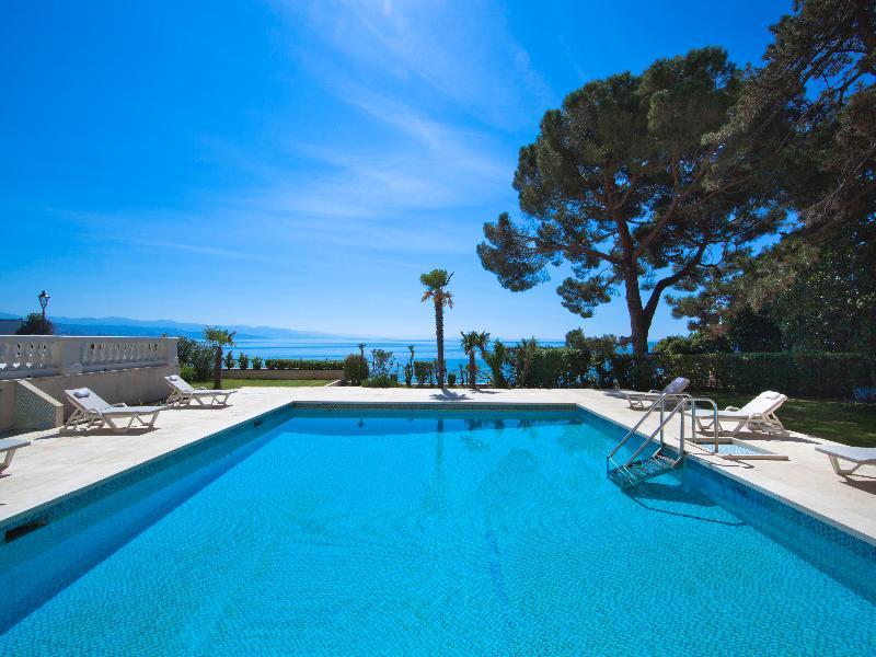 Villa Amalia - Liburnia (Adults Only) Opatija Exterior photo